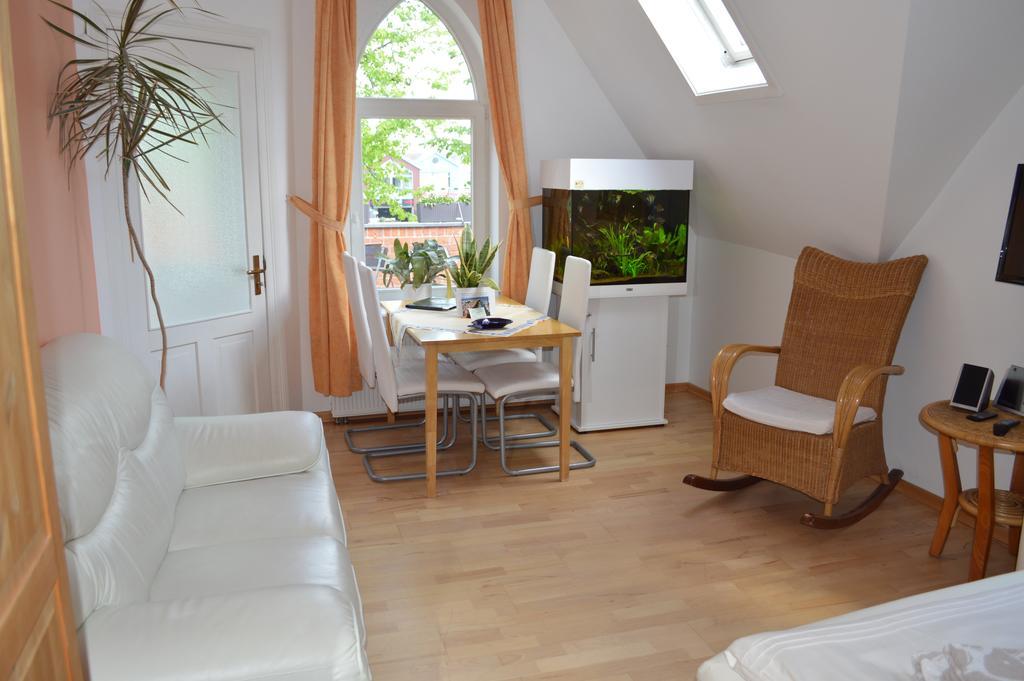 Twee Linden Warnemuende Zentrum Rostock Ngoại thất bức ảnh